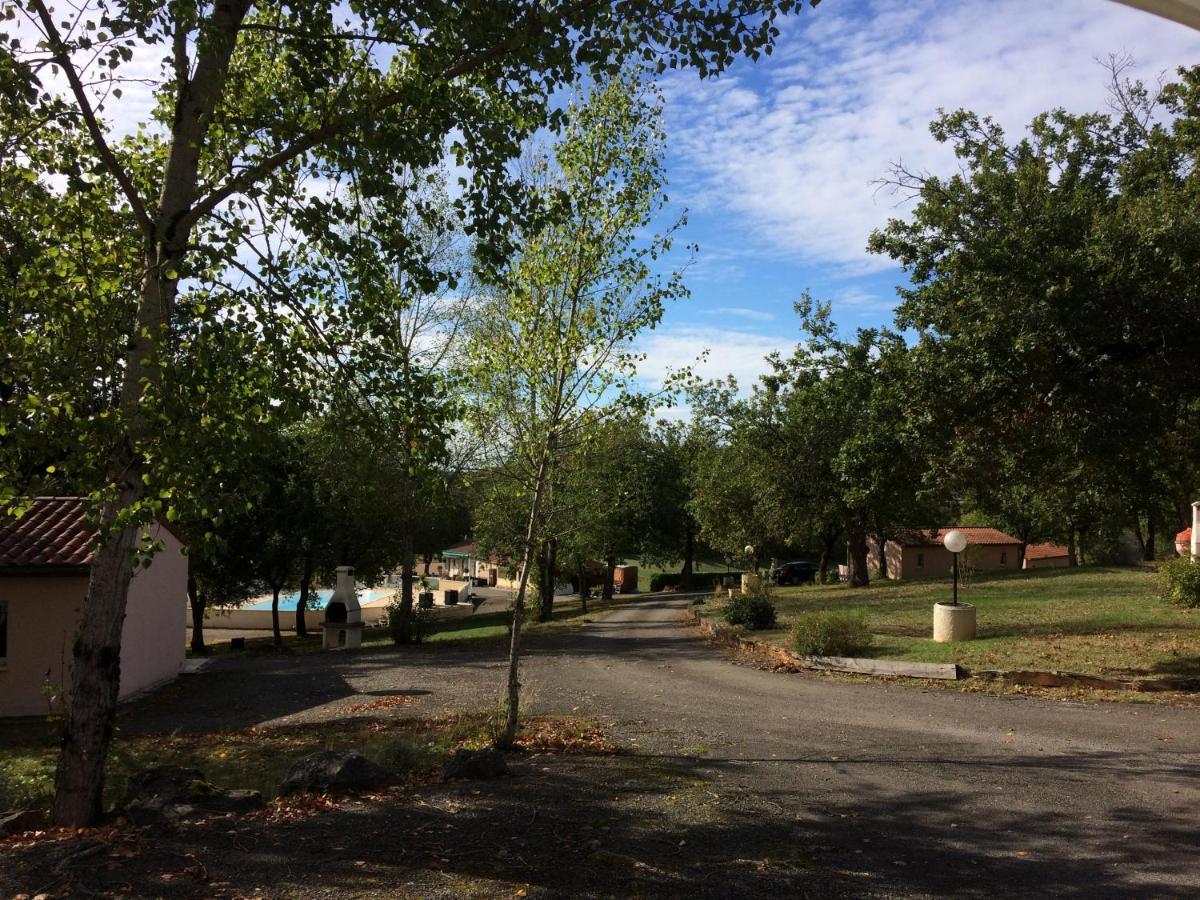 Les Sentiers Du Causse Hotel Lentillac du Causse ภายนอก รูปภาพ
