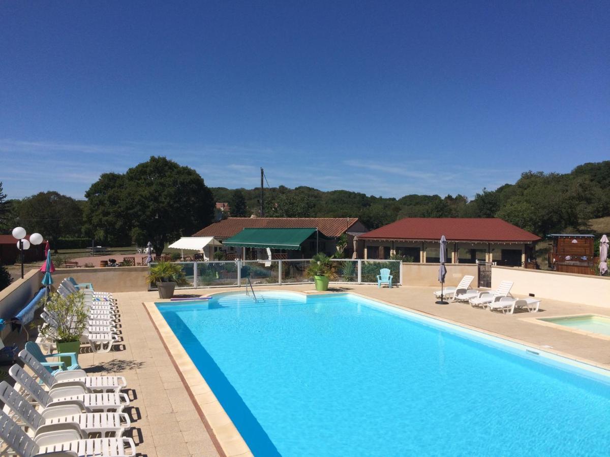 Les Sentiers Du Causse Hotel Lentillac du Causse ภายนอก รูปภาพ